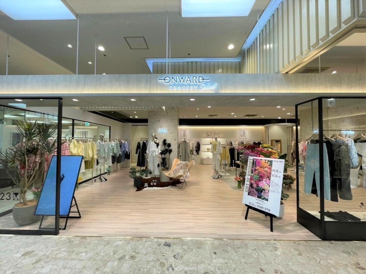 オンワード樫山最大規模のOMO型店舗、1ヶ月で売上1億円突破 出店