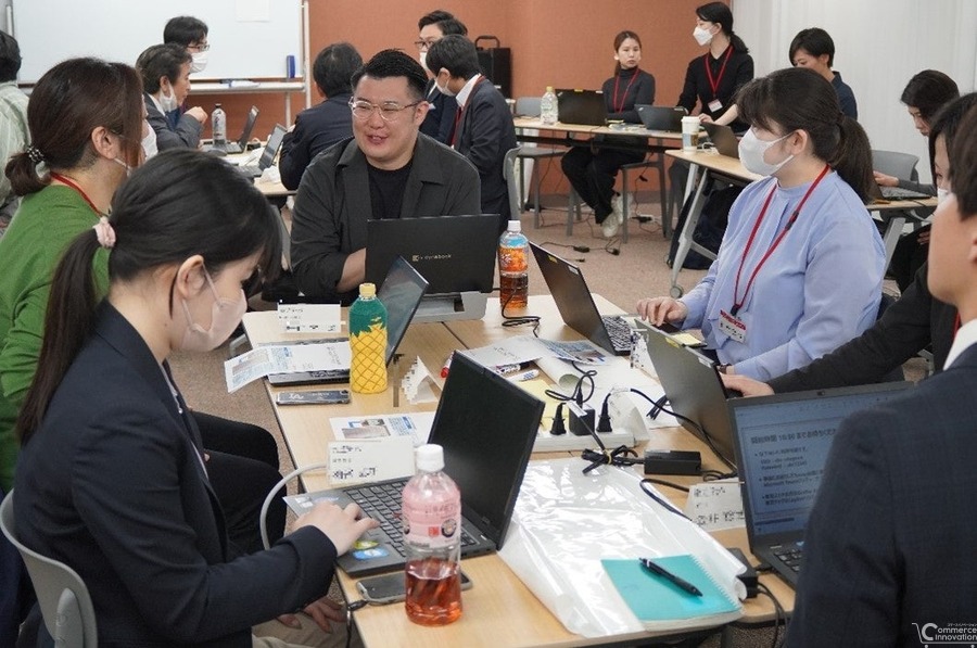 東芝テック、AI活用の伴走型支援サービスを2025年度中に提供予定　東急ストアの先行ワークショップで9割が心理的障壁の軽減を実感