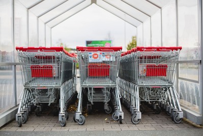 英スーパー・Asda、配送車両に自動運転車｜飲食店85％・飲食料品小売64％で非正規が不足 【Commerce Innovation Newsletter】4/18号 画像
