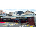 ローソン、1号店で50年前の店舗ラッピングを再現　AR企画も実施
